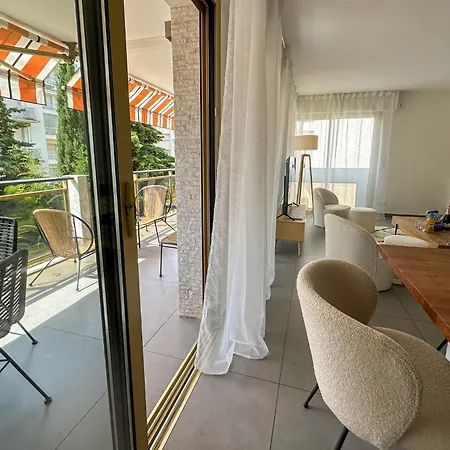 Pointe Croisette, Palais & Palm A Pied *